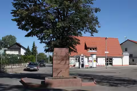 Bürstadt: DorfplatzRiedrode