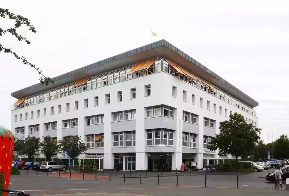Erftstadt: Rathaus Liblar