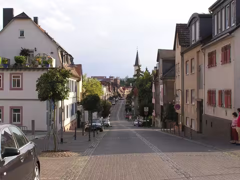 Friedrichsdorf: TS Hugenottenstrasse