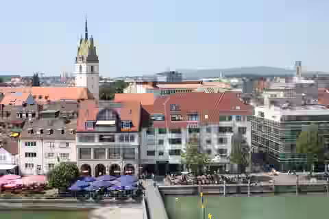 Friedrichshafen: Blick vom Moleturm auf die Altstadt