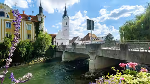 Fürstenfeldbruck: Amperbrücke und St. Leonhard