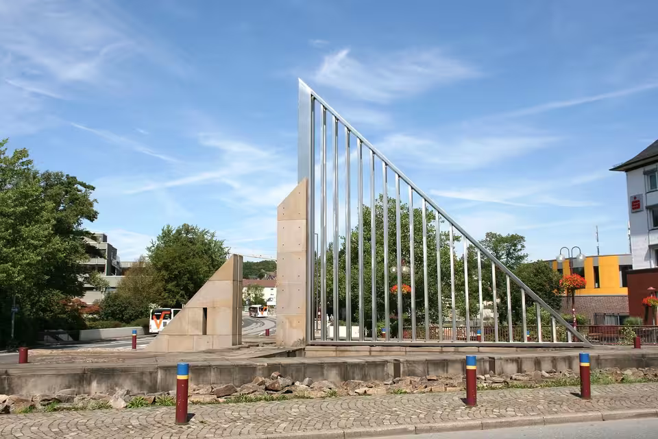 Gevelsberg: Mittelstraße Ennepebrücke Stadtzeichen