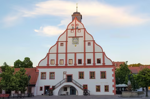 Grimma: Markt Rathaus