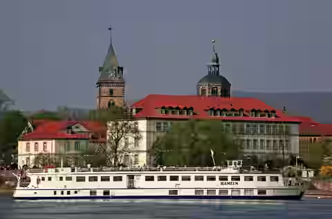 Hameln: vor Anker