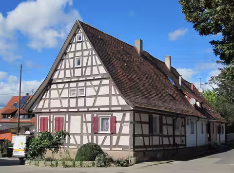 Leinfelden-Echterdingen: Unteraichen Fachwerkhaus Uhlandstraße