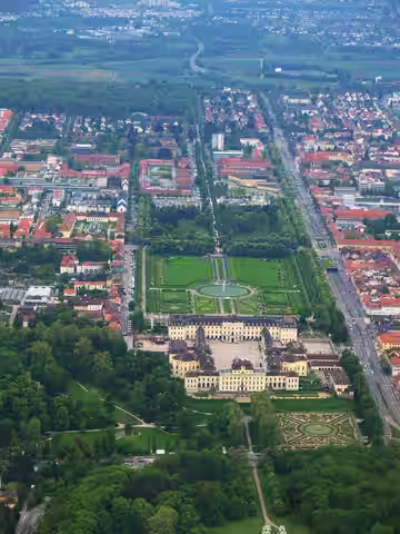 Ludwigsburg: Residenzschloss in — Luftaufnahme