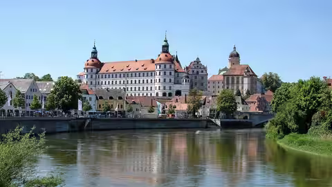 Neuburg an der Donau: Schloss a.d.