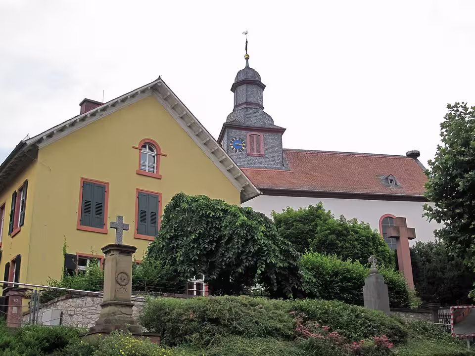Reinheim: Spachbruecken Kirche