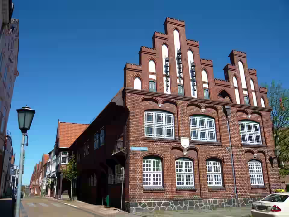 Rendsburg: Rathaus Giebel
