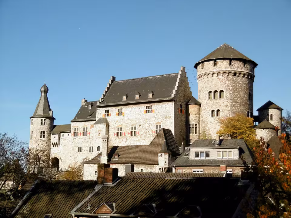 Stolberg: Burg Südseite