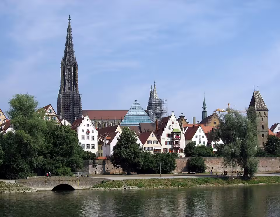 Ulm: Donauschwabenufer1